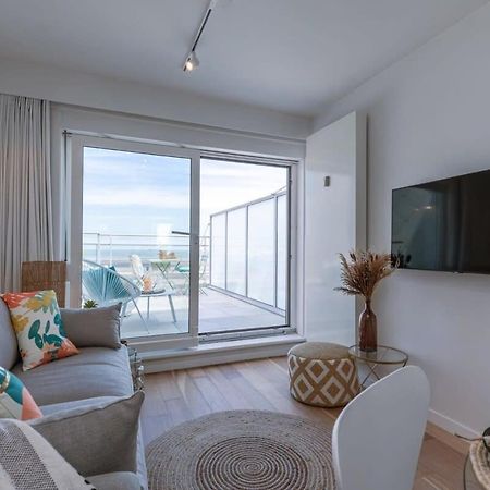 Huswell - Stunning Seafront Apartment Knokke-Heist Dış mekan fotoğraf